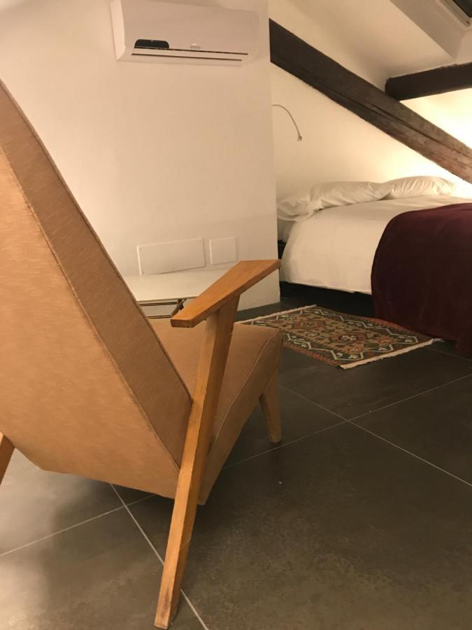 Studio 17 Milan Luaran gambar