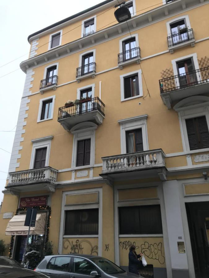 Studio 17 Milan Luaran gambar
