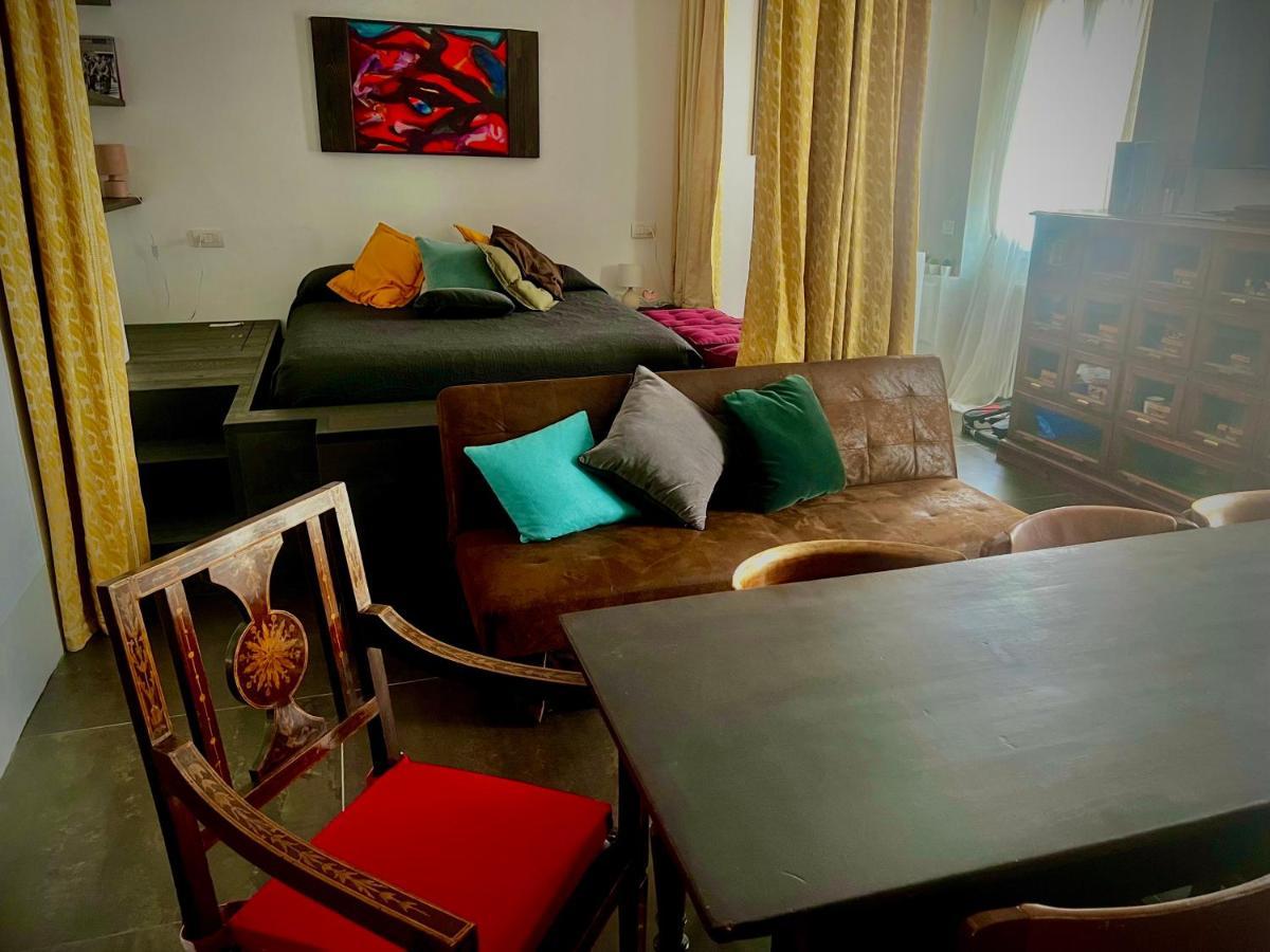 Studio 17 Milan Luaran gambar